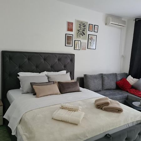 Apartman Rosemary Sveti Stefan Exterior photo