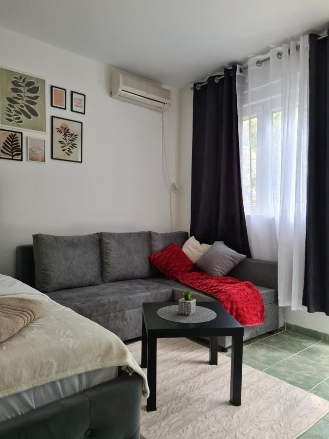 Apartman Rosemary Sveti Stefan Exterior photo